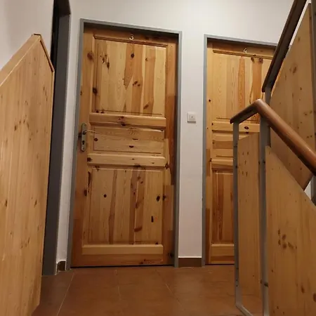 Apartment 009