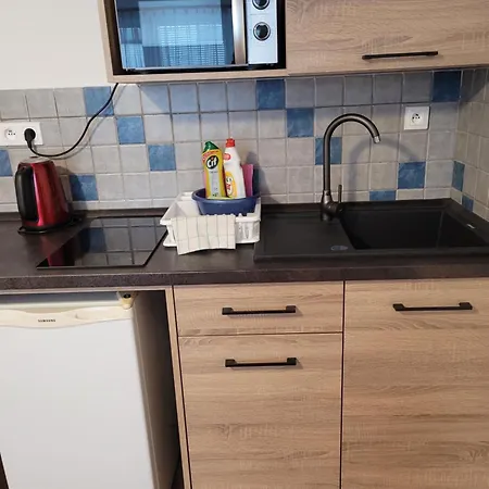 009 Apartment